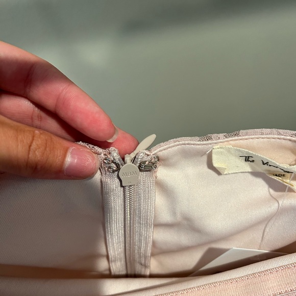 Pink floral strapless, short dress, worn once - Picture 4 of 9